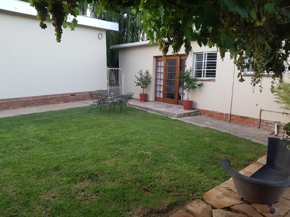 Hotel Fig Tree à Colesberg Extérieur photo